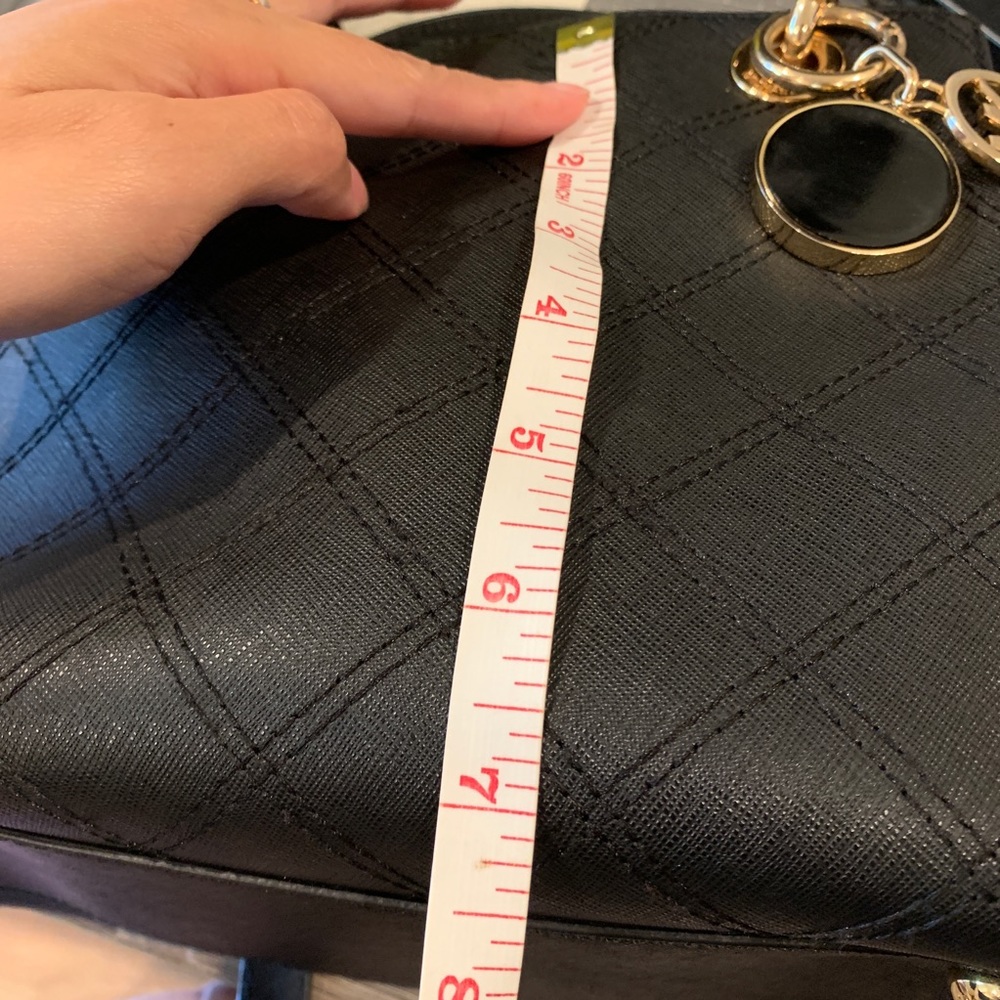 MK Crossbody tote - Picture 9 of 11